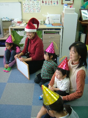 Kiddy CAT 英語教室・稲城校　０９年クリスマス・パーティ　１